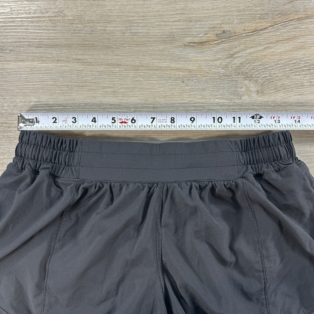 Lululemon Size 10 Low Rise Hotty Hot Short Long 4" Womens Black Lined Gym - Picture 6 of 9